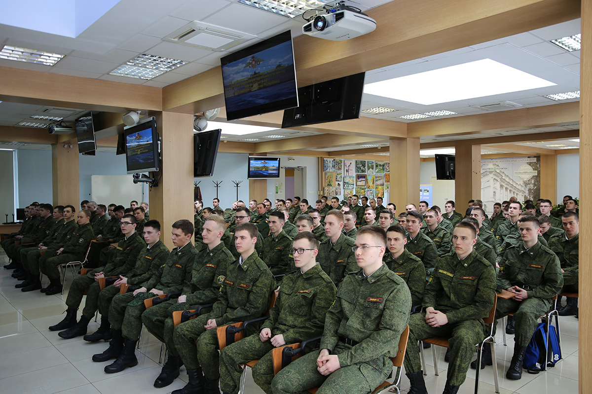 Информация для поступающих в военные учебные заведения Министерства обороны Российской Федерации.